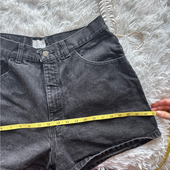 Vintage Black Mom Shorts 80s - Picture 9 of 9